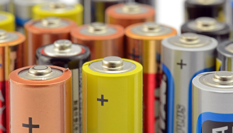 AA Battery Voltage