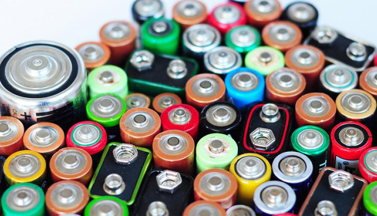 Distinguish Carbon and Alkaline Batteries