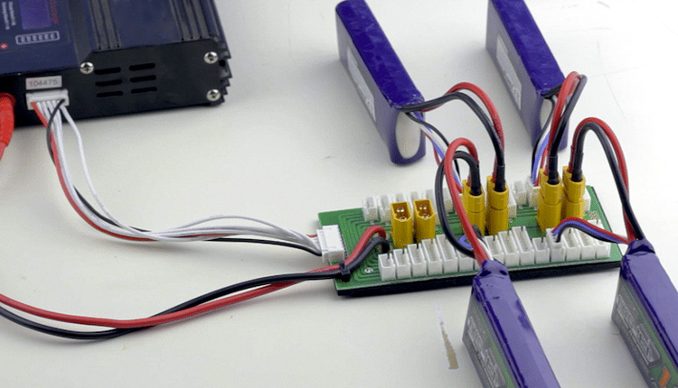 Charge Lithium Battery in Parallel