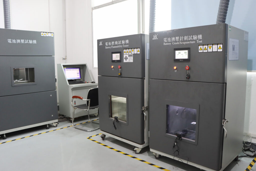 Akun puristustesteri