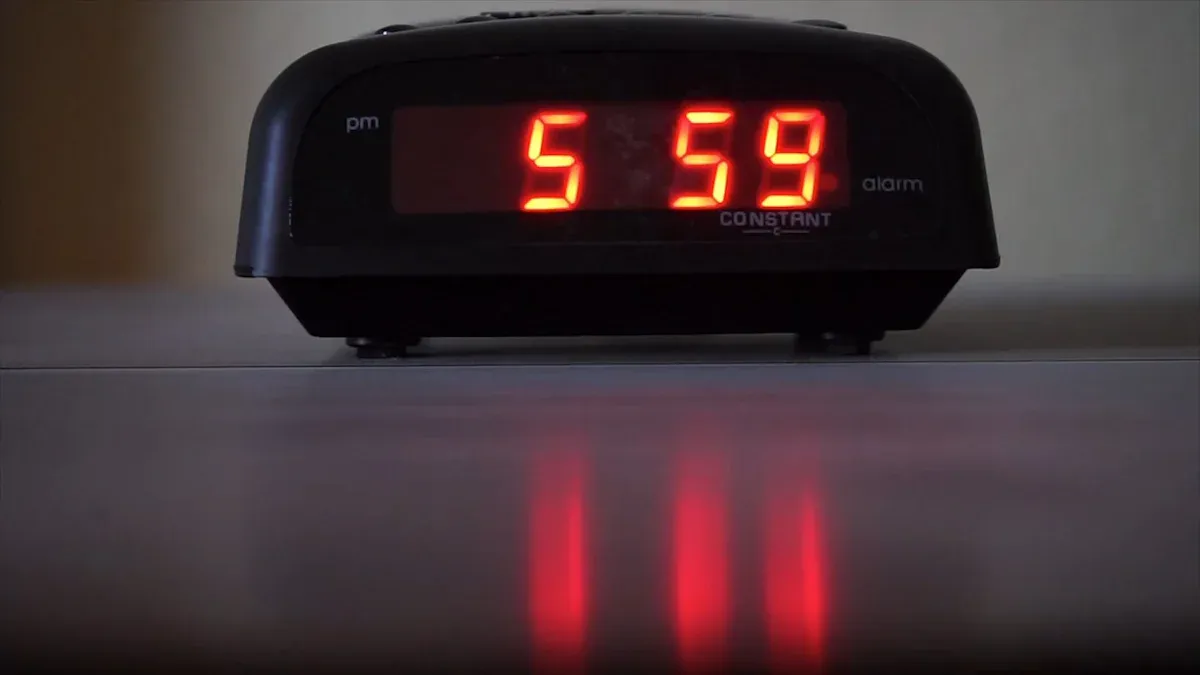 Devices and tools to maintain battery temperature