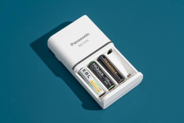 8 Best Rechargeable Batteries for Smart Devices in 2025 (With Runtime Data)